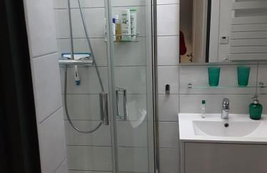 CHARMANT APPARTEMENT à 150 M des THERMES et du CENTRE VILLE - Foto 9