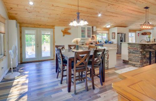 Champion Vacation Rental with Fire Pit! - Foto 4