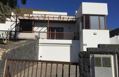 El Olivo Beautiful Rural location 3 bed villa - Photo 8