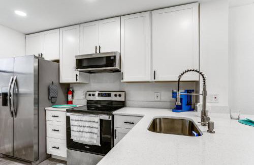 Hutchinson Island Beach Home Beach Access and Patio - Foto 9