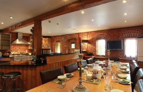 Tonge Barn - Photo 15