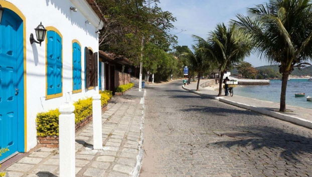 Admire beach-front houses