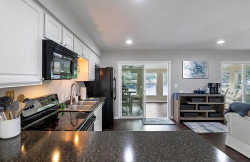 Pet-Friendly Home, Great Dock, Waterfront, Lake Views, Boat Slip - Foto 15