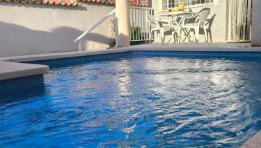 Bungalow with Private Pool 15 Minutes from the Sea- La Siesta - Foto 2