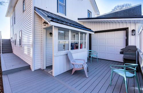 Waterfront Buckeye Lake Home with Deck and Dock! - Foto 2