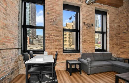 River North Rooftop With In and Out Parking 1 - Foto 9