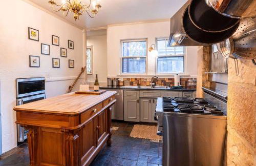 Historic Tudor Home, Heated Pool - Photo 48