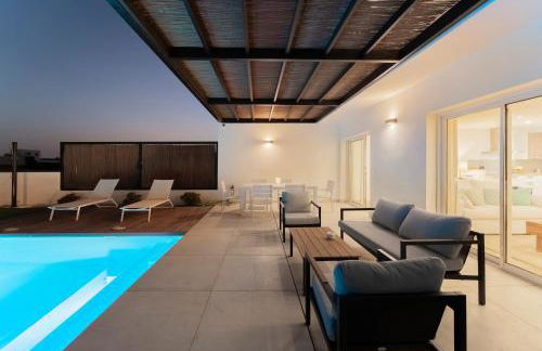 Villa Menta Relaxing corner in front of the Ocean - Photo 27