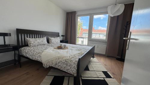 SuperHosts PARKPLATZ - Zentrum - TERRASSE - King-Bett - NETFLIX - Foto 3