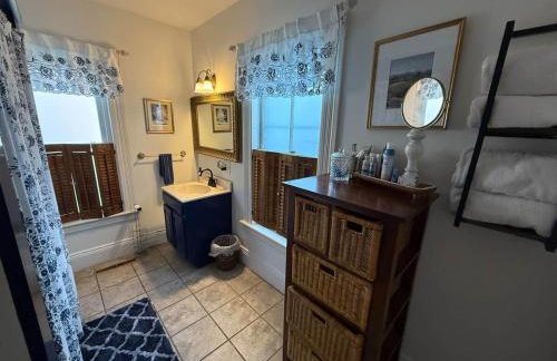 Lovely apartment with King bed, 2 twins & 2 sofas - Foto 21