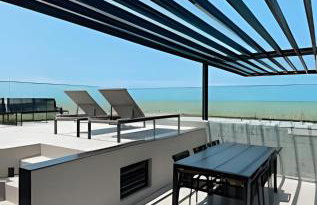 Loft luxo p/ 4 pessoas, a 50m do mar - Foto 34