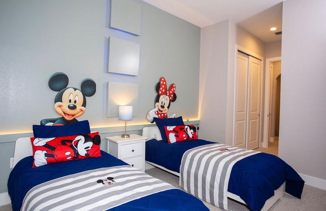 4 BR 4 BA Villa 5min Disneyworld 1804ft BBQ - Foto 18