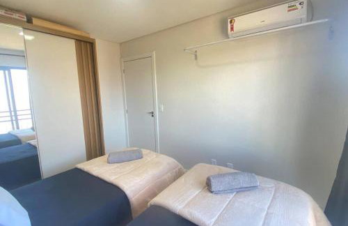 Stúdio de 1 Quarto, Wifi 500mb, Condominio com Elevador, 1 Vaga de Garagem, Cozinha Completa - Indicado para Grupos, Hospedes a Trabalho, Família e Pets - Foto 14