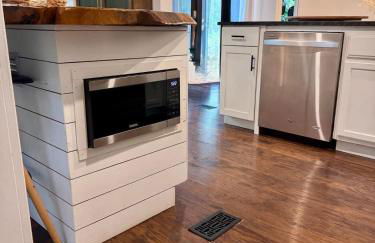 Modern Family 4BR Lake Retreat - Fire Pit - Dock - Foto 36