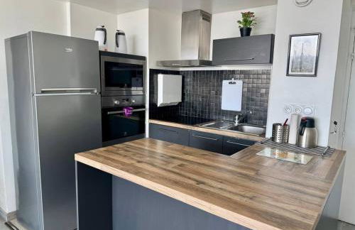 Apartment Paris La Défense Eiffel Tower Skyline - Foto 8