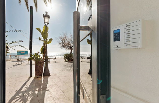 Sitges Group Beach Dreams - Photo 67