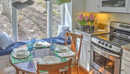 Dainty New Preston Cottage with Dock and Lake Views! - Foto 5