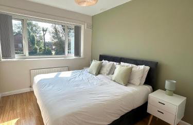 The Olive House - 4 Bedroom, Sleeps 8, Contractors Welcome - Foto 3