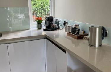 Stylish 3-bedroom flat in Kensington - Foto 11