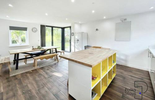 Hên Stablau - Spacious Pet-Friendly Welsh Retreat by PolkaStays - Foto 12