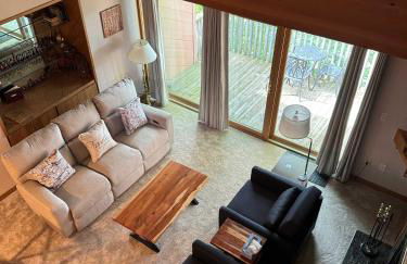 Top Floor Luxury, Sauna, Private Pool, Lake Bellaire Beach, 5 beds, 4 full bath - Foto 6