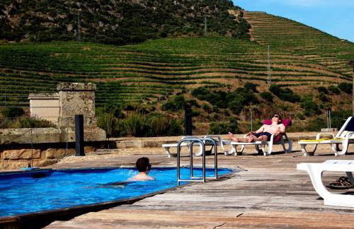 Douro Yacht Charter & Bungalows - Foto 16