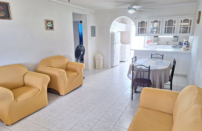 Cumber's Tropical Apartments - Foto 18
