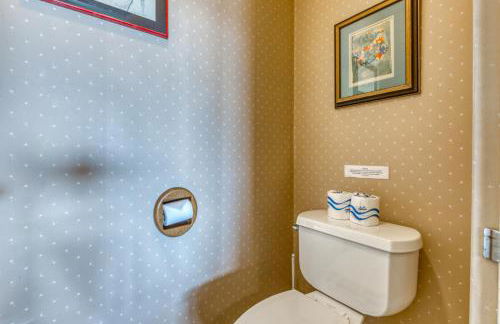 The Bridge and Balcony - Photo 33