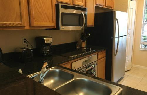 Four Bedroom Townhouse in Regal Oaks at Old Town - Foto 27