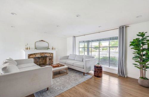 VaCaTiOn Pool FirePit PoolTable CloseToFwy - Foto 8