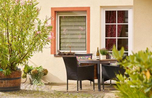 Ferienwohnungen Weingut und Vinothek Regnery - Photo 5