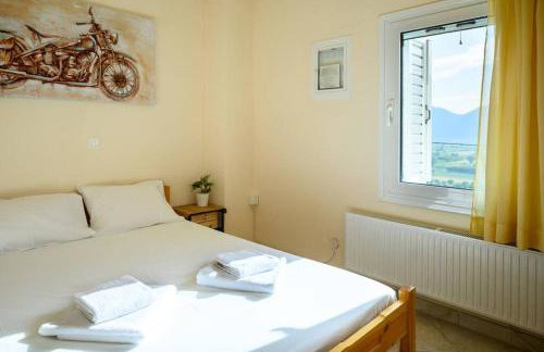 Σπίτι με Τζάκι & Θέα - Foto 7