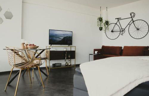 Hohes Apartment mit Weitblick über Augsburg - Foto 12