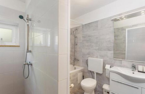 Holiday Home With Seaview - Foto 22