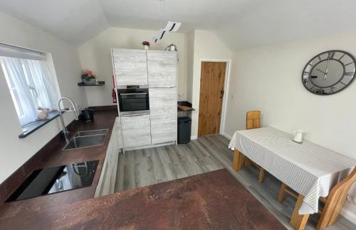 Sunnyside Cow Shed one bedroom central Cornwall - Photo 7