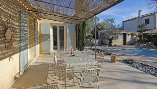 Havre de paix avec piscine & spa - proche Ventoux - Foto 3, Garden, Garden view