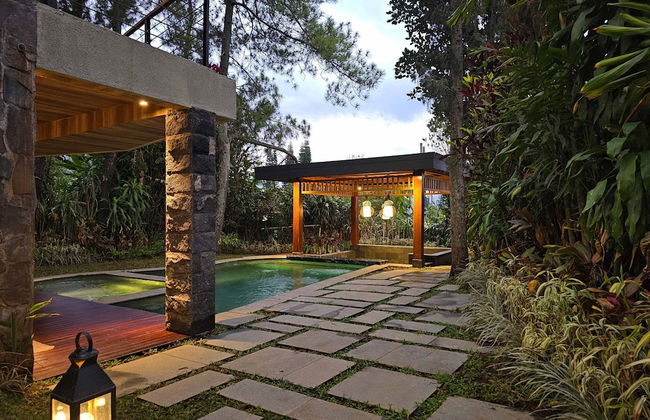 Villa Klub Bunga - by The Batu Hotel Batu Malang - Foto 49