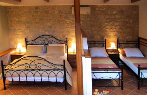 Estia Holiday - Foto 19