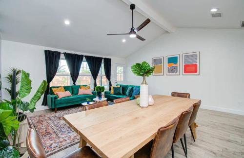 Friendswood Getaway - 5 Bedrooms + Pool + Patio - Foto 5