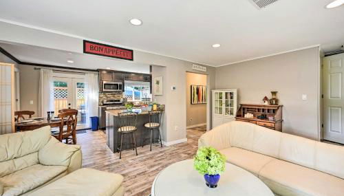 Near I-405 and 1 Mi to Dtwn! Kirkland Family Home - Foto 1