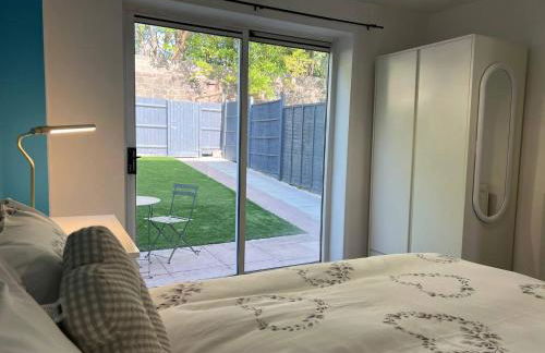 Etruria House - Near Water World, Festival Park and Bet365 - Foto 17