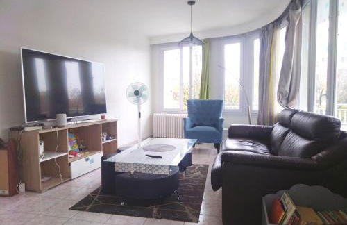 Appartement familiale face à un square arboré - Foto 12