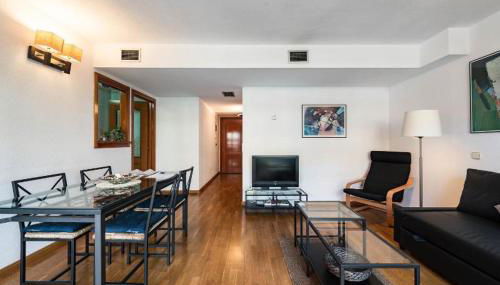 Prado Museum Air - Photo 5