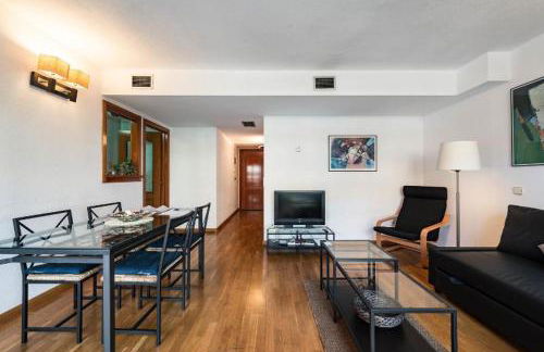 Prado Museum Air - Photo 5