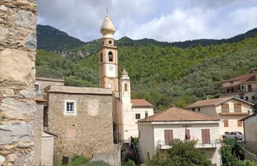 House of the Arches - Photo 8