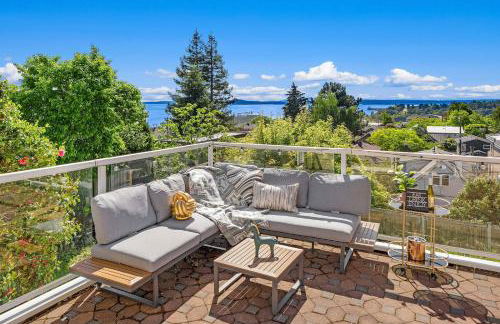 Queen Anne Retreat with Bay Views Dining & Shop - Foto 1