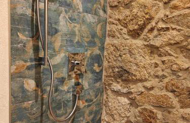 HexenburgbeiDresden Apartment mit Sonnenterrasse, Alkovenbett, Wohn- und Essbereich, Fußbodenheizung und Klimaanlage, Decke - Foto 9