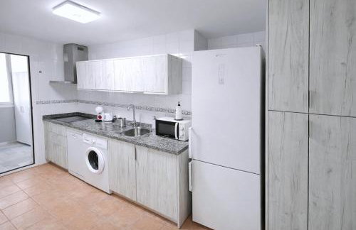 Moderno Piso céntrico 3 habitaciones junto al Mar - Foto 11