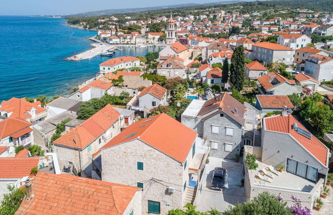 Villa Stone Pearl - Two Bedroom Holiday House With Pool - Foto 79