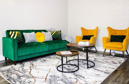 Walk to AT&T Stadium , Globelife from Cozy 2bd/ba Apartment - Photo 3